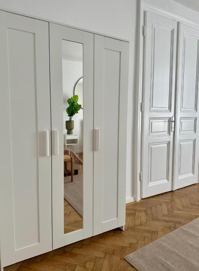 Designer Apartment Near Main Station ウィーン エクステリア 写真
