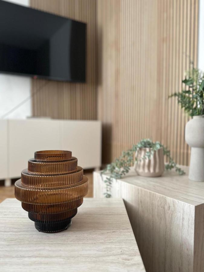 Designer Apartment Near Main Station ウィーン エクステリア 写真