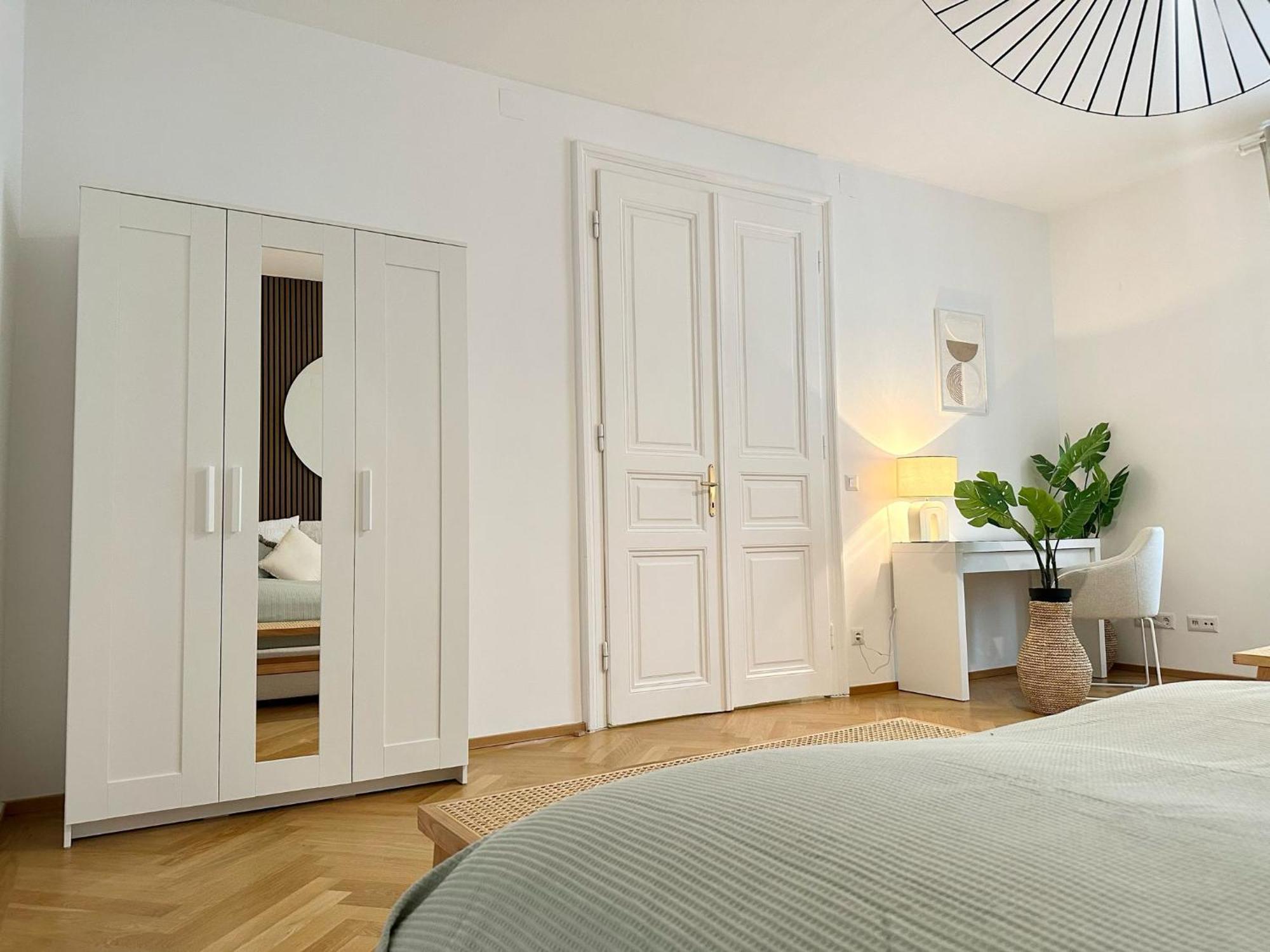 Designer Apartment Near Main Station ウィーン エクステリア 写真