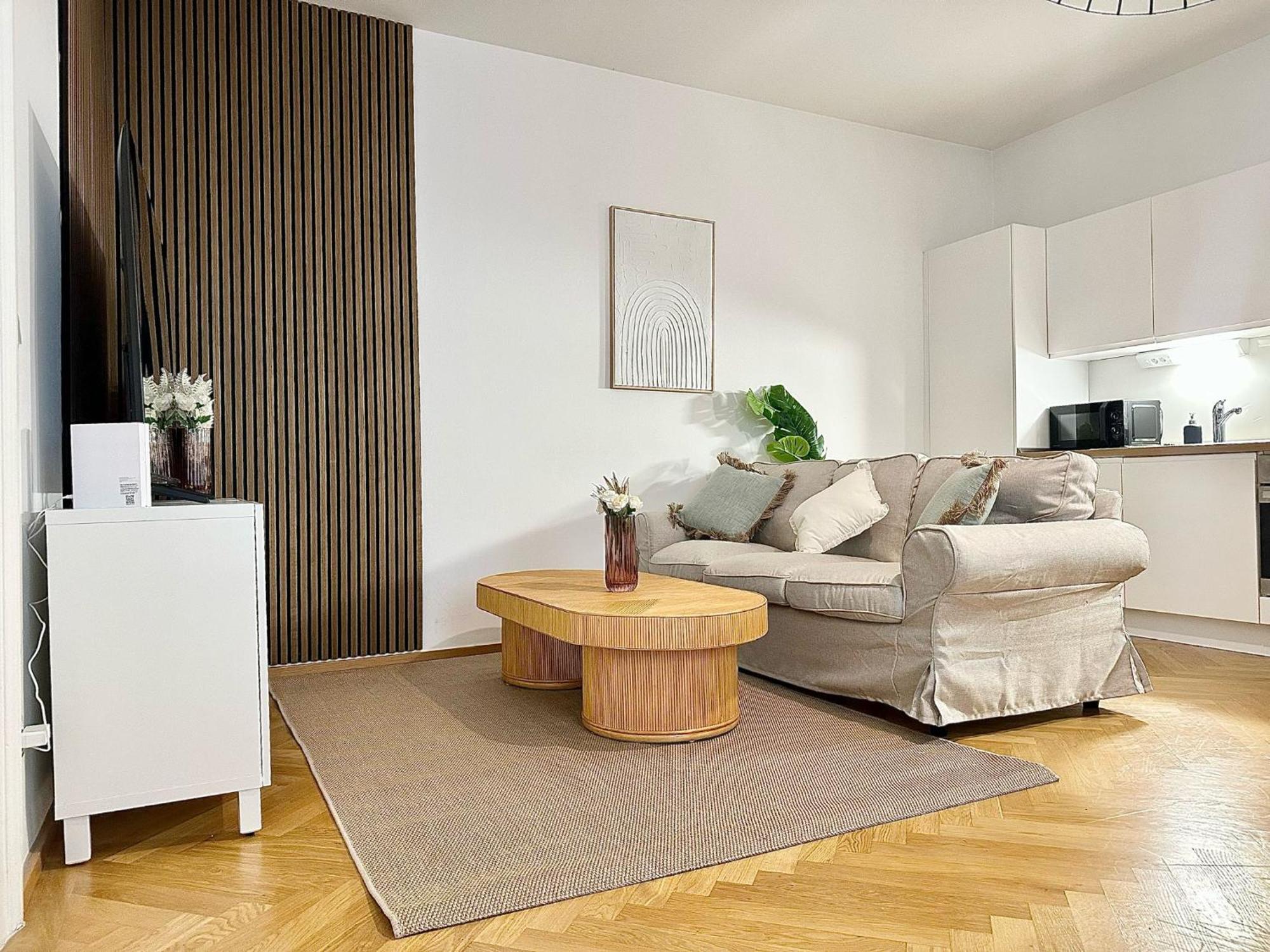 Designer Apartment Near Main Station ウィーン エクステリア 写真